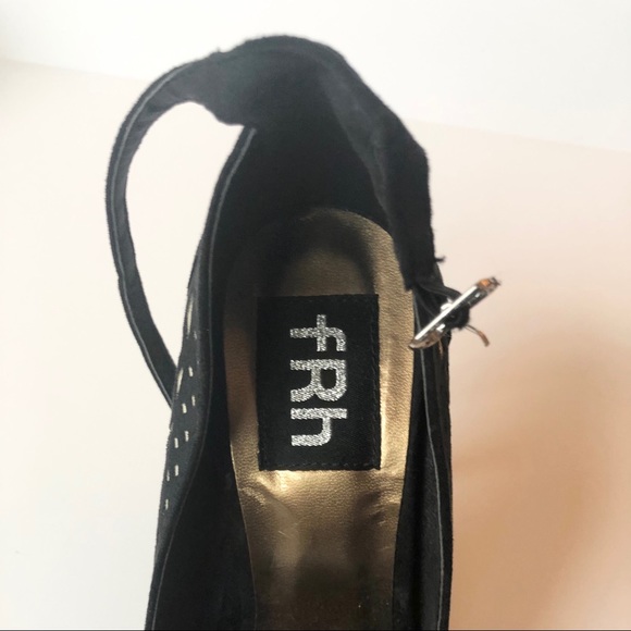 Fru designer stiletto heels in off white & black - Picture 8 of 10